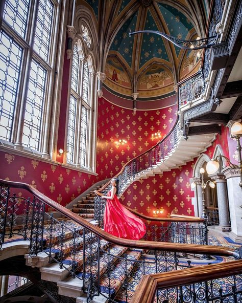 St Pancras Hotel, Hotel Photoshoot, Hotel Exterior, St Pancras, Luxury Boutique Hotel, London Hotels, Staircases, Boutique Hotel, Photo Shoot