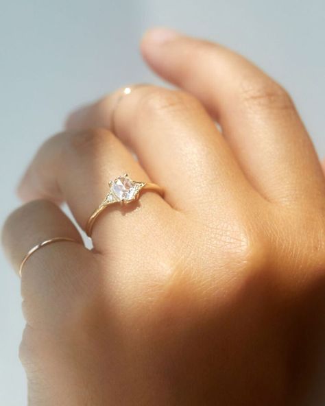 Catbird Engagement Ring, Ring Meaning, Minimal Engagement Ring, Wedding Oregon, Deco Diamond Ring, Engagement Ring Style, Jennie Kwon, Bird Ring, Diamond Signet Ring