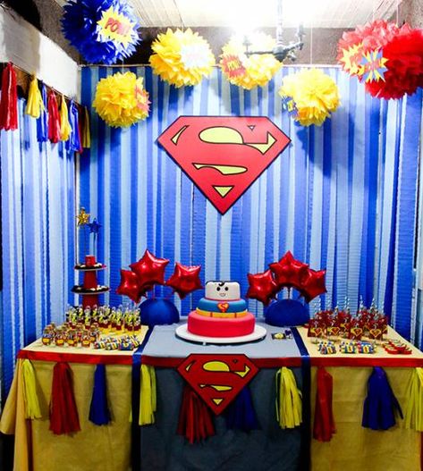 Superman Themed Birthday Party, Superman Baby Shower, Superman Birthday Party, Superman Party, Superman Baby, Superman Birthday, Tissue Pom Poms, Super Man, Superhero Birthday Party