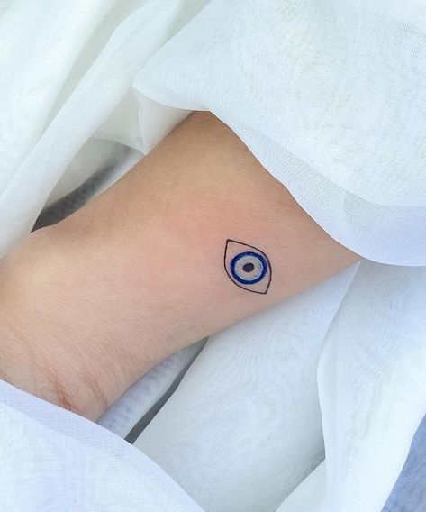 Small Evil Eye Tattoo, Cool Cross Tattoos, Cross Tattoo Meaning, Unique Cross Tattoos, Hamsa Hand Tattoo, Latest Tattoo Design, Celtic Cross Tattoos, Unique Small Tattoo, Evil Eye Tattoo