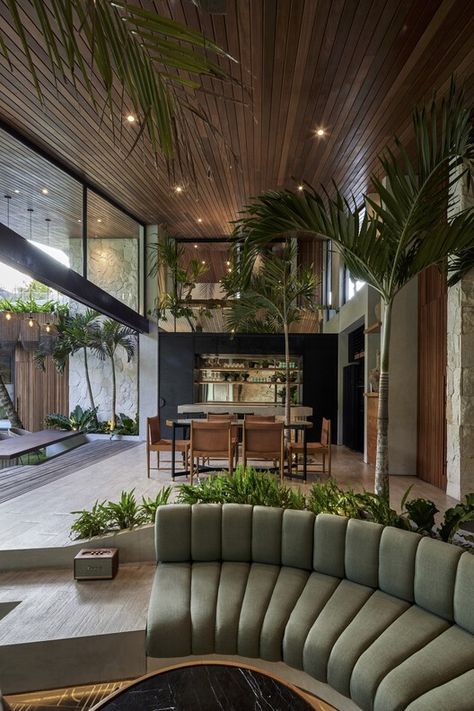 Gallery of Cala Blanca Bali House / Biombo Architects - 1 Loft Minimalista, House In Bali, Biophilic Architecture, Bali Architecture, Tropical Villa, Bali Furniture, Tropical Living Room, Interior Design Classes, Villa Bali