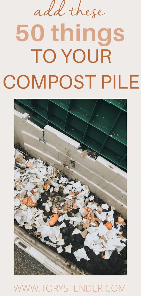 50+ THINGS YOU CAN COMPOST - Tory Stender Compost Pile, Cow Manure, Eating Bananas, Yard Waste, Garden Compost, Corn On Cob, Peeling Potatoes, Dry Leaf, Composting