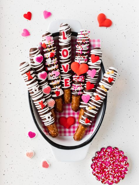 Valentine's Day Pretzel Rods - A Pumpkin And A Princess Pretzel Rods Dipped, Valentines Bakery, Chocolate Pretzel Rods, Valentines Party Food, White Chocolate Drizzle, Valentine's Day Chocolate, Chocolate Covered Pretzel Rods, Chocolate Dipped Pretzels, Valentine's Day Treats