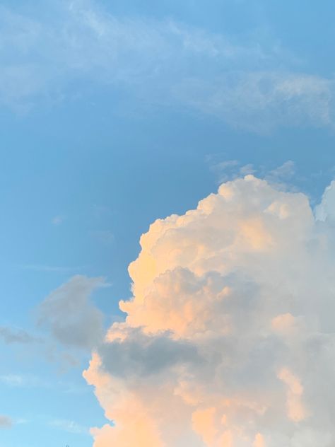 2:00 Pm Aesthetic, Afternoon Sky Aesthetic, Cloud Reference, Afternoon Aesthetic, Mat Painting, Afternoon Sky, Ocean Drawing, Clouds Aesthetic, Cumulus Clouds