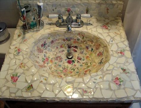 Beautiful Bathroom Sinks Decorated with Mosaic Tiles Bathroom Uk, Modern Tile Designs, Mosaic Sink, Mosaic Bathroom Tile, Mosaic Tile Kitchen, Bathroom Sink Design, Walls Ideas, Mosaic Tile Designs, Contemporary Bathroom Sinks