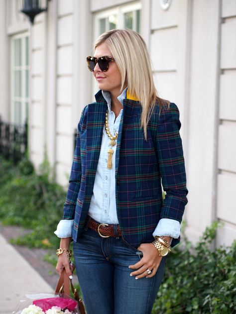 Plaid Blazer Outfit, Target Shirt, Krystin Lee, Mode Tips, Blazer Outfits For Women, Kesha, Simple Fashion, Plaid Blazer, Blazer Outfits