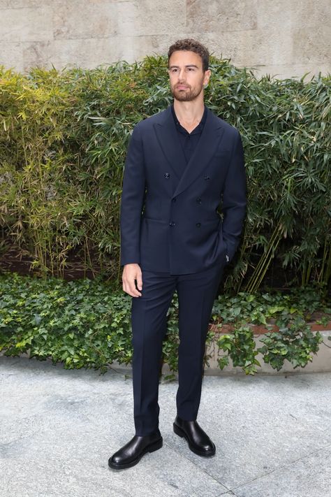 An appraisal of Theo James' nice, normal suits | British GQ Theo James The Gentlemen Outfits, Theo James Suit, Theodore James, The White Lotus, Fashion Week 2023, Colorful Wardrobe, The Gentlemen, Italian Suit, Theo James