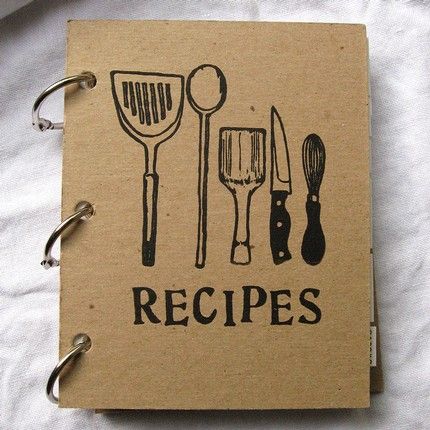 Eco Friendly Wedding Favors, Recipe Book Covers, Homemade Recipe Books, Diy Cookbook, Recipe Book Diy, Hcg Recipes, Menue Design, Pampered Chef Recipes, Homemade Valentines