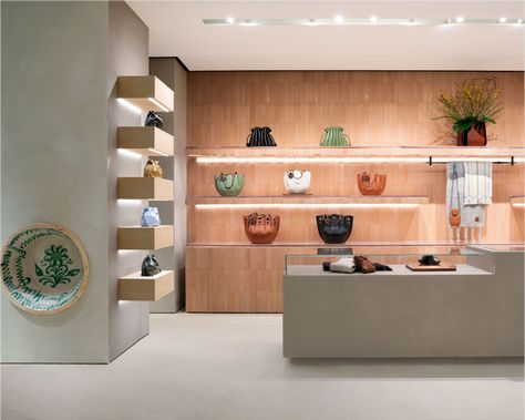 » Loewe store Luxury Retail Store, Turquoise Tile, Ceramic Store, Retail Interior Design, Store Interiors, Store Opening, Mini Kitchen, Store Design Interior, Retail Interior