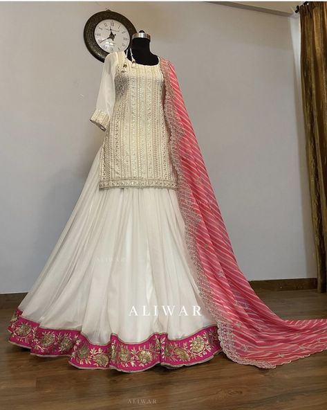 Frock Garara Design, Lengha With Long Kurta, Frock Garara, Pink Garara Dress Indian Weddings, New Garara Design For Wedding, Garara Suit Indian Weddings, Pink Long Sharara With Resham Embroidery, Pink Long Georgette Sharara, Long Gown Design