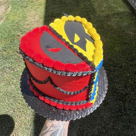 8” heart shaped Deadpool/wolverine Cake ✨ - - - - - #deadpool #wolverine #marvel #marvelcake #fyp #viral #viralpost #cake #cakeweek #cakedecorating #cakeofinstagram #smallbusiness #smallbusinessowner #supportsmall #baking #bakinglove Deadpool And Wolverine Birthday Cake, Deadpool And Wolverine Cake Ideas, Deadpool And Wolverine Cake, Wolverine Cake, Marvel Birthday Cake, Deadpool Cake, Circle Cake, Marvel Cake, Wolverine Marvel