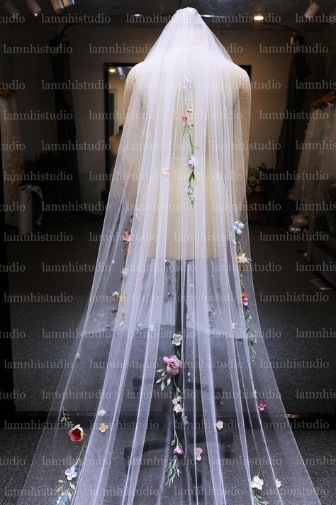 Flower Veil Wedding, Bespoke Veil, Embroidery Veil, Floral Wedding Veils, Custom Veil, Lace Veils Bridal, Floral Veil, Tulle Embroidery, Flower Veil