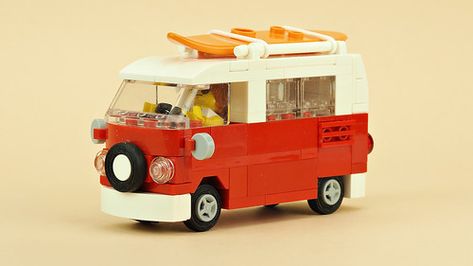 Volkswagen campers have long been a favourite vehicle to recreate in LEGO form. From the official 10220 set to life-size brick-built replicas, via TV stars, Technic, workshops and tenuous links to … Old Vw Van, Lego Van, Lego Vehicles, Volkswagen Camper, Lego Construction, Building Instructions, Lego Cars, Vw Van, Lego Projects