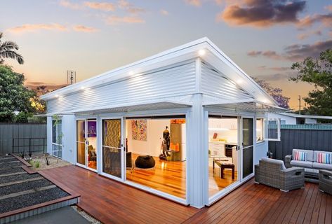 Granny Flat | Blackwall | Sydney | Backyard Grannys Tiny Home Shed, Granny Flat Plans, Backyard Studio, Wrap Around Deck, Flat Ideas, Outdoor Sheds, Granny Flat, Small Home Office, Build Your Dream Home