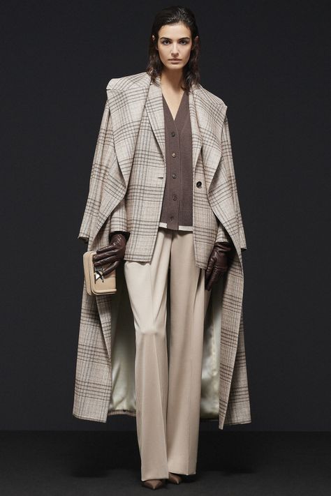 Kiton Fall Winter 2023-24 Lookbook Tailored Coat, Fashion Attire, Marchesa, Winter Coats Women, Elie Saab, Womens Fall, Piece Of Clothing, Tom Ford, Autumn Winter Fashion