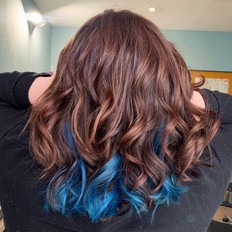 Blue Underhair, Underhair Color, Medium Length Wavy Hair, Hair Color Blue, Medium Length Hair, Pretty Hair, Length Hair, Blue Hair, Pretty Hairstyles