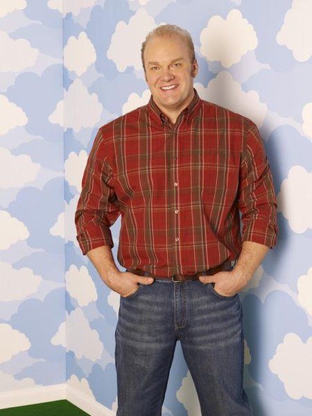 Eric Allan Kramer- "Uncle Bear" Gus Avery Bob Duncan, Bridgit Mendler, Jennifer Grey, Good Luck Charlie, Childhood Tv Shows, Save Outfits, Disney Channel Stars, Disney Live Action, I Have No Friends