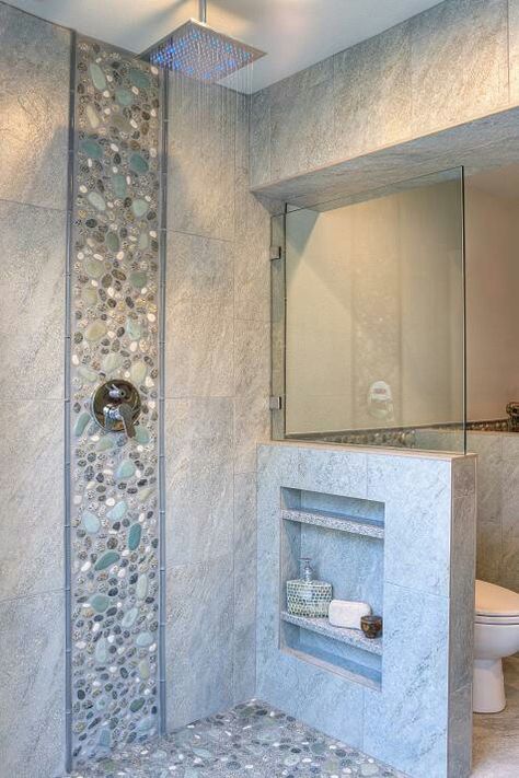 good hiding place for shampoo Mosaic accent panel Upscale Bathroom, Bilik Air, Bathroom Shower Design, Master Shower, Bathroom Remodel Designs, Bathroom Remodel Shower, Trendy Bathroom, Bad Design, Bath Room