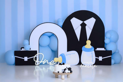 Tuxedo Backdrop, Boss Baby Birthday Party Boy, Baby Boy First Birthday Ideas, First Birthday Decorations Boy, Birthday Cale, Newborn Necessities, Cake Smash Inspiration, Cake Smash Photoshoot