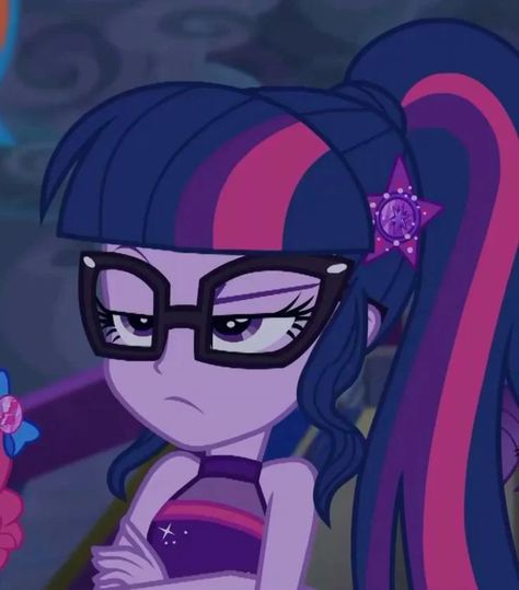 Magnetic 🧲 Twilight Pfp, Glasses Pfp, Be A Baddie, Twilight Sparkle, Sparkle, Hair