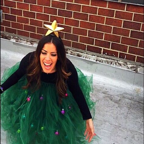 Christmas Dress Classy, Ugly Christmas Sweater Outfit, Christmas Costumes Women, Christmas Tree Costume, Christmas Sweater Outfits, Tree Costume, Xmas Costumes, Costume Carnaval, Christmas Dress Up