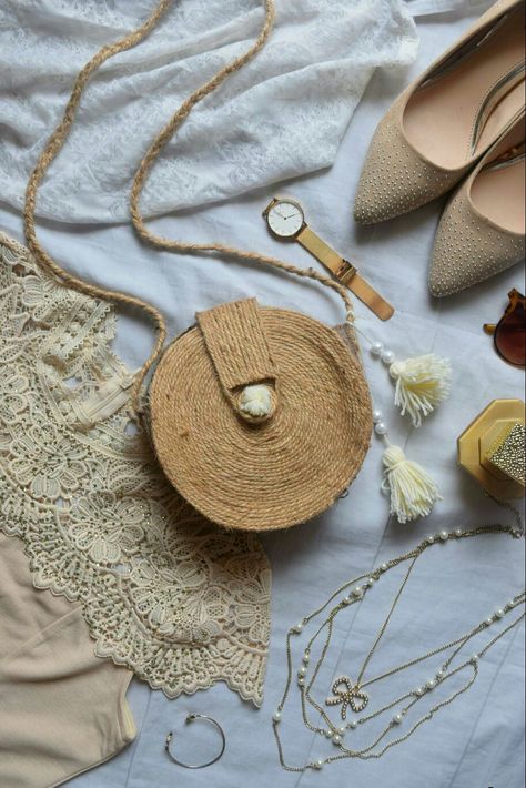 Handmade Sling Bag from Jute rope Sling Bags Aesthetic, Aesthetic Sling Bag, Sling Bag Aesthetic, Sling Bag Diy, Bags Diy, Bag Aesthetic, Rope Bag, Butterfly Drawing, Sling Bags