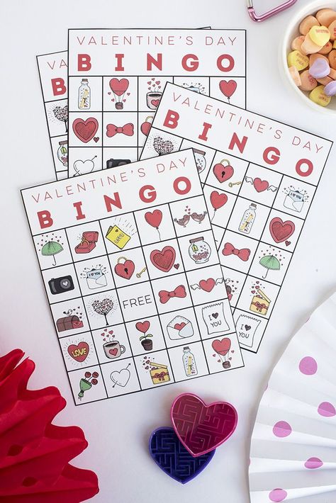 Valentines Bingo, Elementary Valentines, Picture Bingo, Valentine's Day Party Games, Valentine Bingo, Valentine Picture, Preschool Valentines, Valentine's Day Printables, Printable Valentine