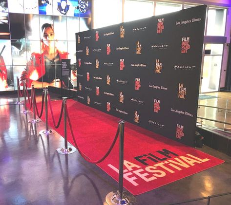 Red Carpet Event Entrance, Red Carpet Event Decorations, Corporate Event Decoration, Black Tie Wedding Theme, Red Carpet Ropes, Red Carpet Decorations, Red Carpet Photo Booth, Red Carpet Prom, Corporate Gala