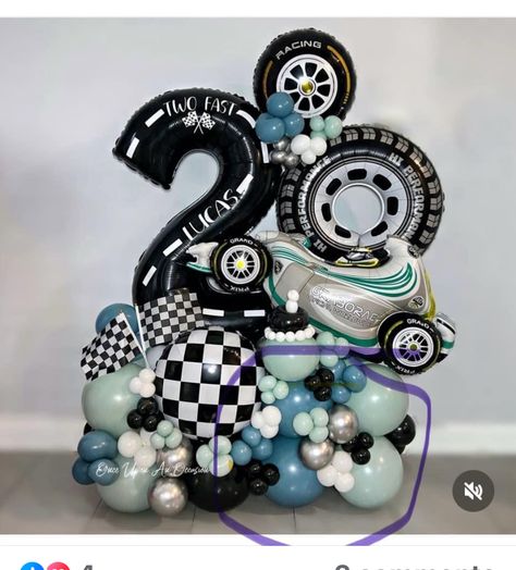 Racing Theme Birthday Party, Vintage Car Party, Pretty Balloons, Boys Birthday Party Decorations, First Birthday Balloons, Harry Birthday, Boys First Birthday Party Ideas, Its A Boy Balloons, Car Birthday Theme