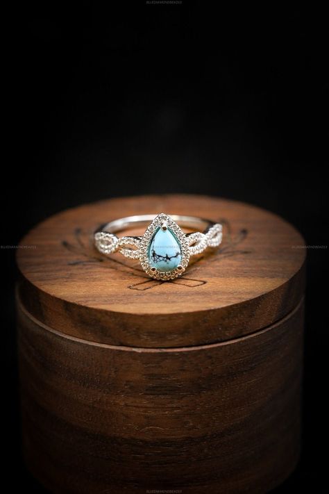 Engagement,Engagement Ring,Wedding Ring,Wedding,Ring For Her,Gift For Her,Birthday Ring,Promise Ring,Gift For Love,Ring For Wife,Turquoise Ring Western Promise Rings, Tourquise Ring, Turquoise Engagement Ring, Turquoise Diamond Rings, Turquoise Wedding Rings, Turquoise Ring Engagement, Vintage Wedding Ring, Raw Turquoise, Turquoise Gold Ring