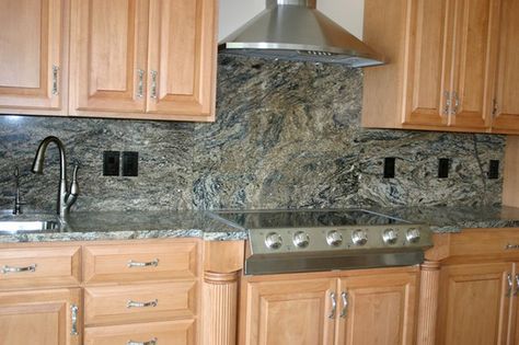 Backsplash With Granite Countertops, Backsplash With Granite, Granite Backsplash Kitchen, Kitchen Backsplash Tile Designs, Granite Kitchen Counters, Granite Backsplash, Countertop Backsplash, Outdoor Kitchen Countertops, Eclectic Kitchen