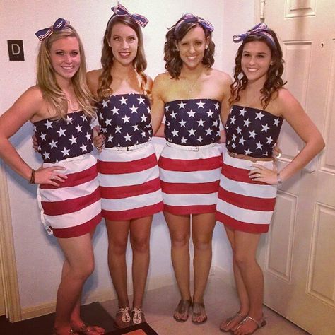 Went to an ABC Party with my girls! Made dresses out of American Flags! G-D BLESS AMERICA Abc Costumes, Abc Party Costumes, Frat Party, Abc Party, American Flag Clothes, American Party, Party Costumes, Flag Outfit, American Flags