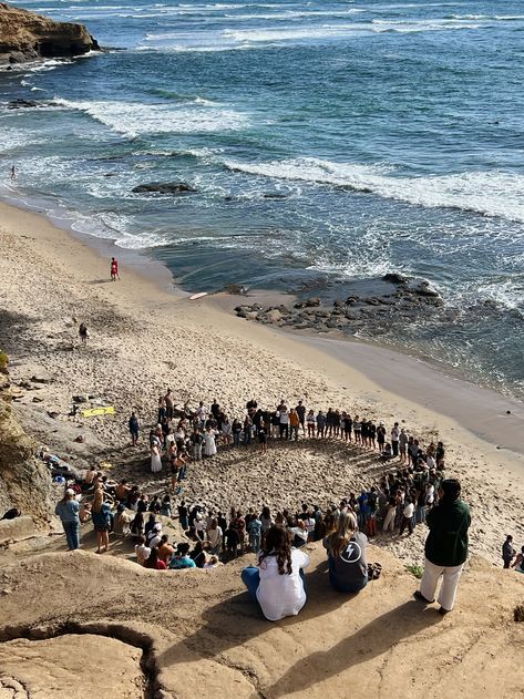 plnu students gather in a circle at beach to sing worship songs and praise the Lord San Diego Sunset Cliffs Beach Worship, Worship With Friends, People Worshipping In Church, Worship On The Beach, Elevation Worship, Place Of Worship Architecture, Church Retreat, Church Backgrounds, Dream Images