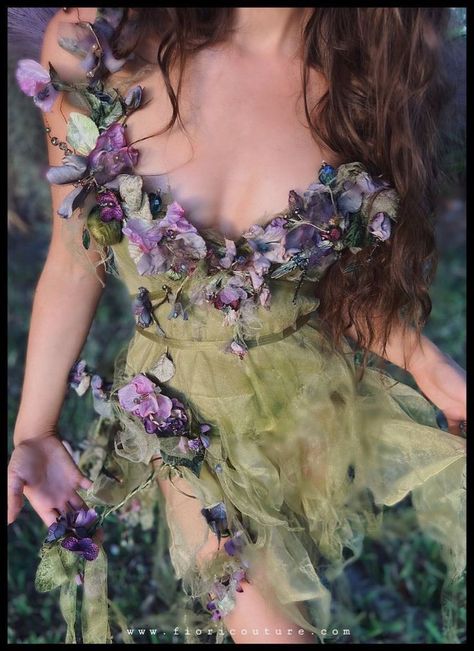 Flower Fairy Costume, Dior Couture Gowns, Ren Faire Outfits, Fair Outfits, Fest Outfits, Fairy Wedding, Fantasy Dresses, Gowns Prom, Fantasy Gowns