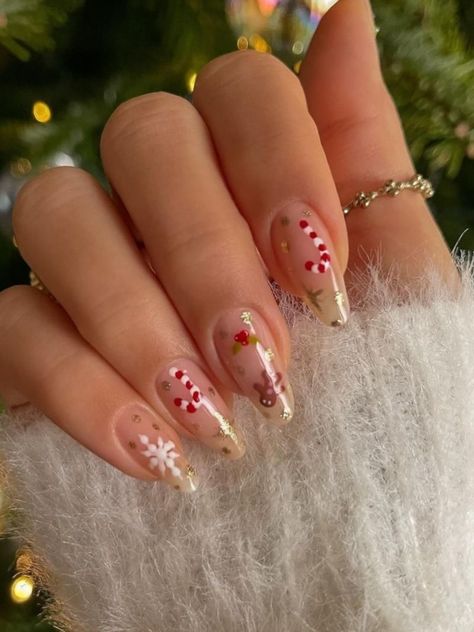 It can be anything, as long as it's holiday-themed! Christmas Acrylic Nails, Rounded Acrylic Nails, Christmas Nail Polish, Peach Nails, Pumpkin Nails, Christmas Nails Easy, Cute Christmas Nails, Simple Gel Nails, Pretty Gel Nails