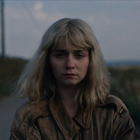 Jessica Barden, Road, Hair