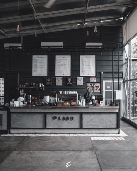 Loft Coffee Bar, Coffee Shop Industrial Design, Contemporary Cafe Design, Coffee Bar Industrial, Industrial Coffee Shop, Cafeteria Design, Modern Coffee Shop, Modern Restaurant Design, Factory Interior