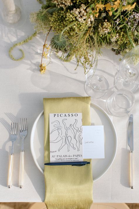 Gallery - B&E Wedding Table Setting Ideas, Wedding Plate Setting, Kelsey Rose, Yellow Napkins, Setting Inspiration, Wedding Table Setting, Wedding Moodboard, Aesthetic Wedding, Table Setting Inspiration