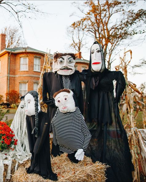 The Charlottetown Scarecrow Festival Scarecrow Festival in kicks off tomorrow, and we couldn't be more excited! With whimsical scarecrow displays, and plenty of fun daily programming this celebration brings out the best of fall in the city. 🍂🍁 Don't miss out on the full lineup of autumn fun—check out the full schedule here 👉 discovercharlottetown.com/scarecrow @discovercharlottetown Fall In The City, Scarecrow Festival, Fall Fun, Scarecrow, Programming, The City, Bring It On, Festival, Halloween