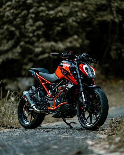 Duke 200 Wallpaper, Backpack Lifestyle, Alex Gray Art, Bakgerand Photo, Motorbike Illustration, Duke 250, Ktm Super Duke, Duke 200, Ktm Duke 200