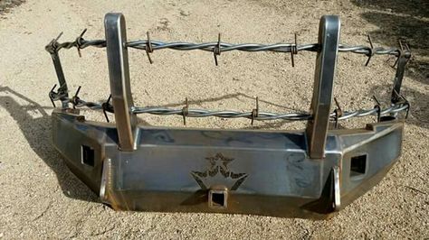 Don't usually like this kind of stuff but this is cool Brush Guards For Trucks, Truck Accesories, Welding Trucks, Old Cowboy, Welding Rig, Truck Bumper, Cool Truck Accessories, Custom Truck Beds, Truck Beds