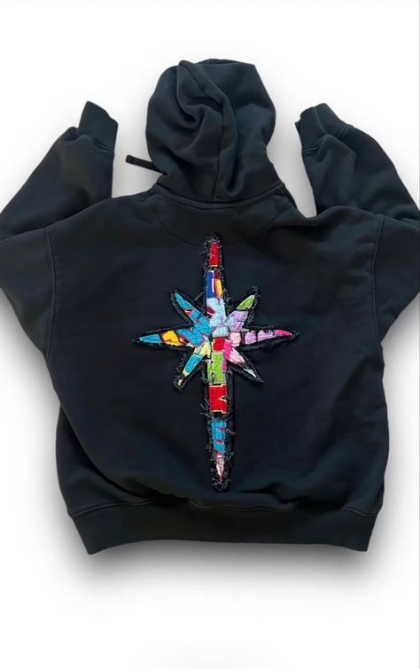 Unique Hoodie Design Ideas, Mens Diy Clothes, Custom Clothes Men, Hoodie Embroidery Ideas Boyfriend, Patchwork Hoodie Ideas, Creative Hoodie Design Ideas, Diy Hoodie Ideas, Embroidery Hoodie Diy, Embroidery Hoodie Ideas