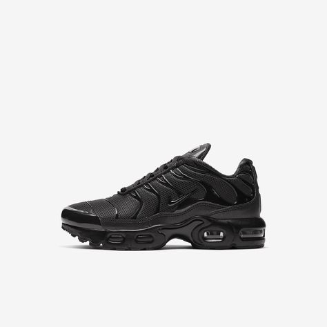 Nike Tracksuit, Nike Tn, Converse New, Nike Air Max Tn, Casual Running Shoes, Nike Shox, Mens Nike Air, Nike Air Max Plus, Air Max Plus