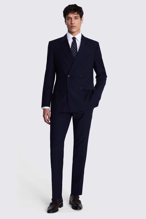 Men Formal Outfit, Tailored Suits For Men, Mens Suits Navy, Formal Suits Men, Graduation Suits, Class Outfits, Dapper Suits, Classy Suits, Italian Suit