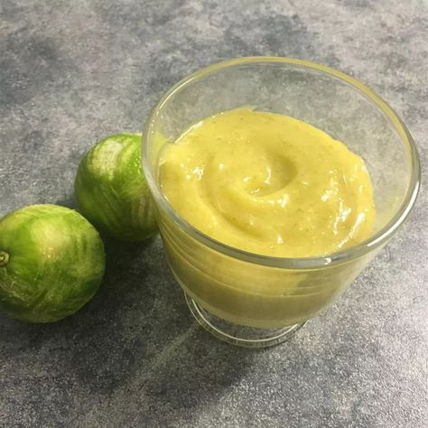 Lemon Curd Uses, Lime Curd Recipe, Microwave Lemon Curd, Lime Curd, Homemade English Muffins, Lemon Curd Recipe, Lime Cake, Lime Recipes, Curd Recipe