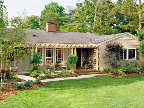 Want to improve the space you have? More windows, fewer walls, and new uses for existing rooms gave this single-story home a totally fresh look. Front Porch Pergola, Front Porch Addition, Diy Bamboo, Front Yard Patio, Pergola Diy, Ranch House Exterior, Porch Remodel, Ranch Remodel, Porch Addition