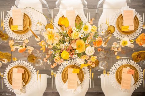 Yellow And Orange Tablescape, Elegant Orange Wedding Decor, Yellow Orange Party Decor, Elegant Yellow Wedding, Peach Festival Ideas, Retro Flower Centerpieces, Modern Yellow Wedding, Pink Orange Yellow Wedding Centerpieces, Golden Yellow Wedding Theme