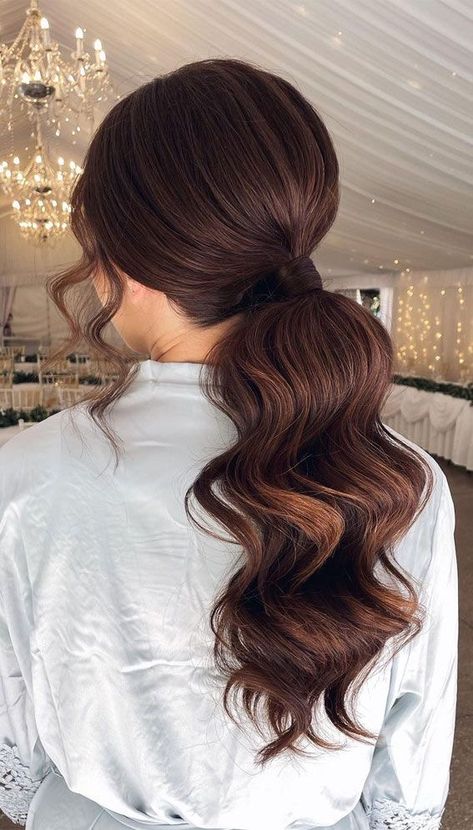 Ponytail Updo Wedding, Ponytail Bridal Hair, Bridal Ponytail, Glamorous Wedding Hair, Half Bun Hairstyles, Wedding Ponytail, Hair Stayl, Wedding Hairstyles For Medium Hair, Long Hair Ponytail