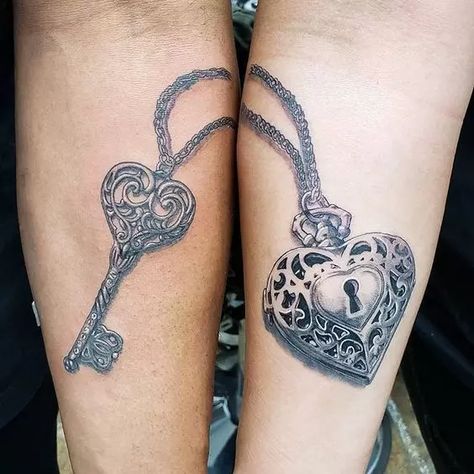 100+ Interlocking Tattoos That Are Actually Good Fiori Frangipani, Locket Tattoos, Him And Her Tattoos, Steampunk Tattoo, Best Couple Tattoos, Catrina Tattoo, Key And Lock, Couple Tattoos Unique, Key Tattoos