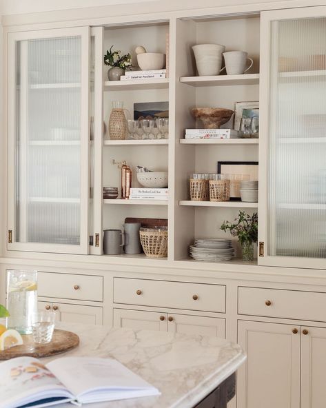 Shoppe Amber Interiors on Instagram: “A few of our favorite kitchen essentials with textured accents and a neutral color palette #shoppeliving 📷 @jess_isaac” Eating Area, Amber Lewis, Shoppe Amber Interiors, Chic Spaces, Amber Interiors, Glass Cabinet, Glass Kitchen, Cabinet Decor, Favorite Kitchen